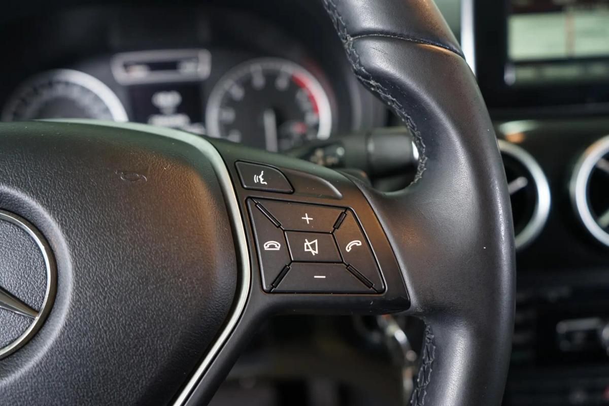 mercedes-benz-classe-b-b-180-2013-gasolina-1595cc