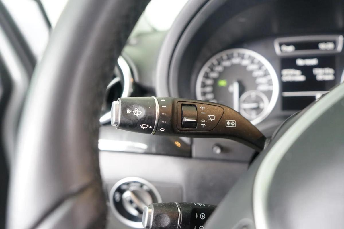 mercedes-benz-classe-b-b-180-2013-gasolina-1595cc