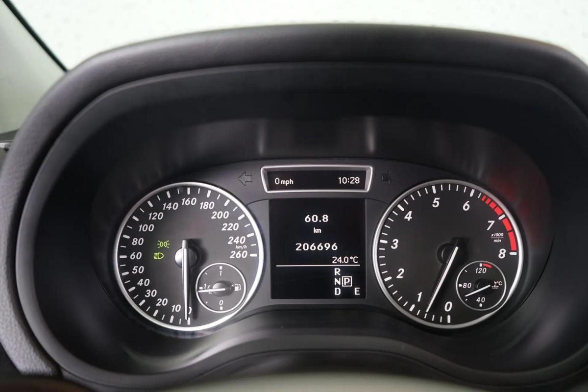 mercedes-benz-classe-b-b-180-2013-gasolina-1595cc
