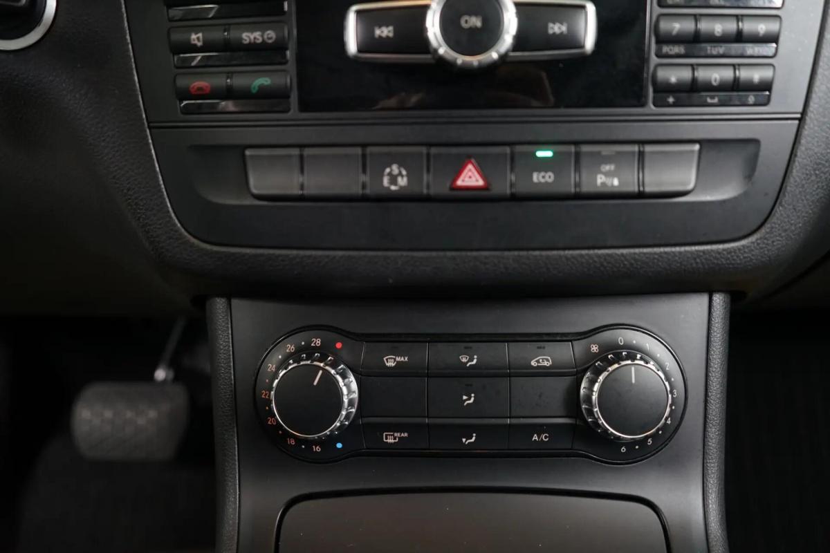 mercedes-benz-classe-b-b-180-2013-gasolina-1595cc
