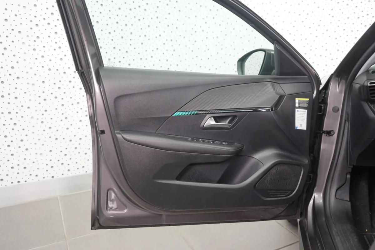 peugeot-208-2021-gasolina-1199cc
