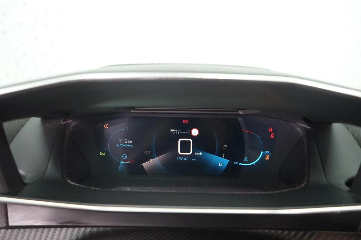 peugeot-208-2021-gasolina-1199cc