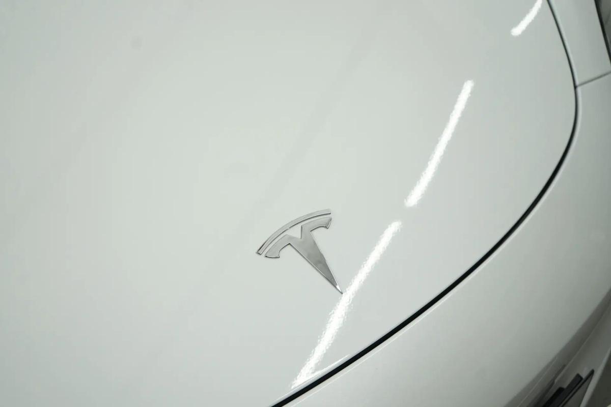 tesla-model-3-2019-eletrico-0cc