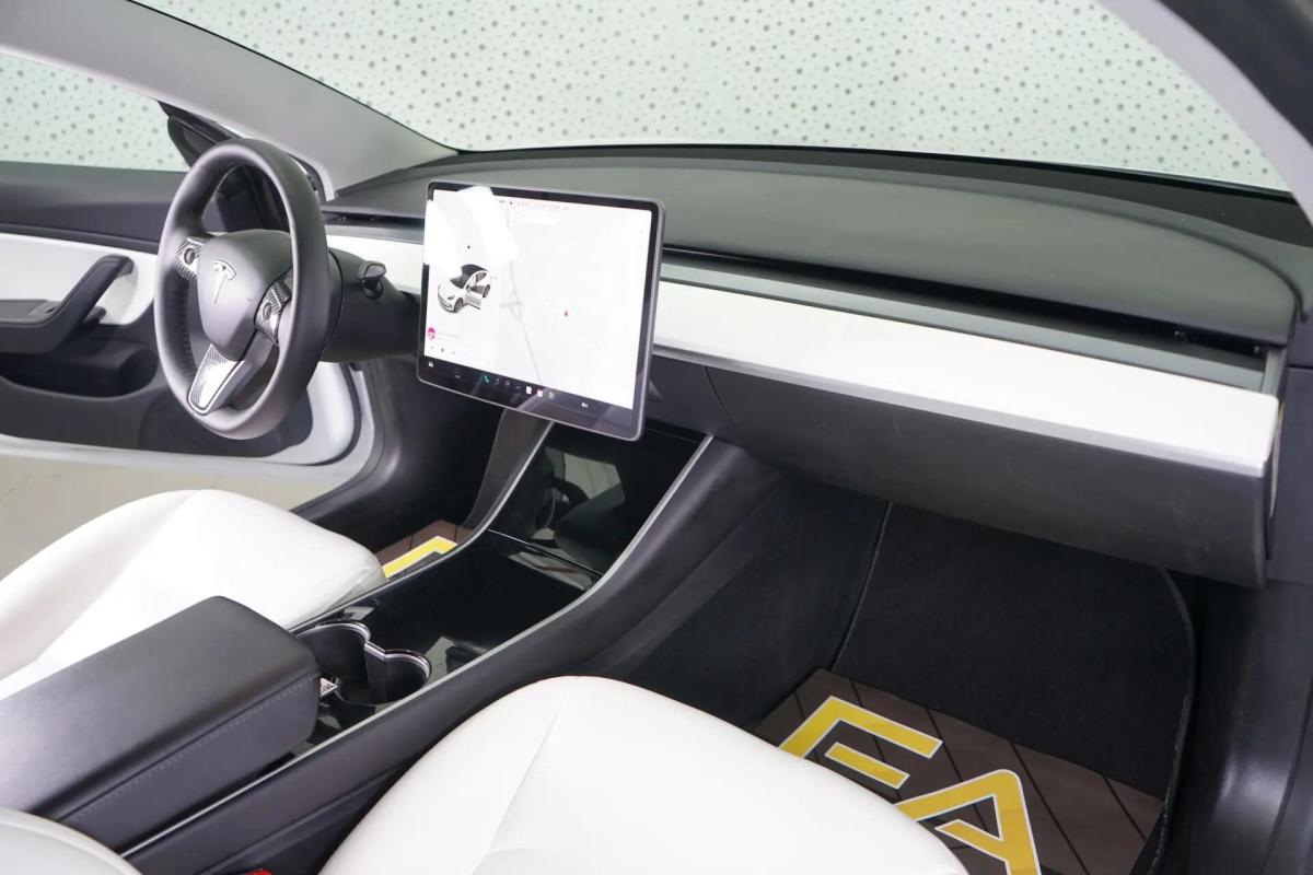 tesla-model-3-2019-eletrico-0cc