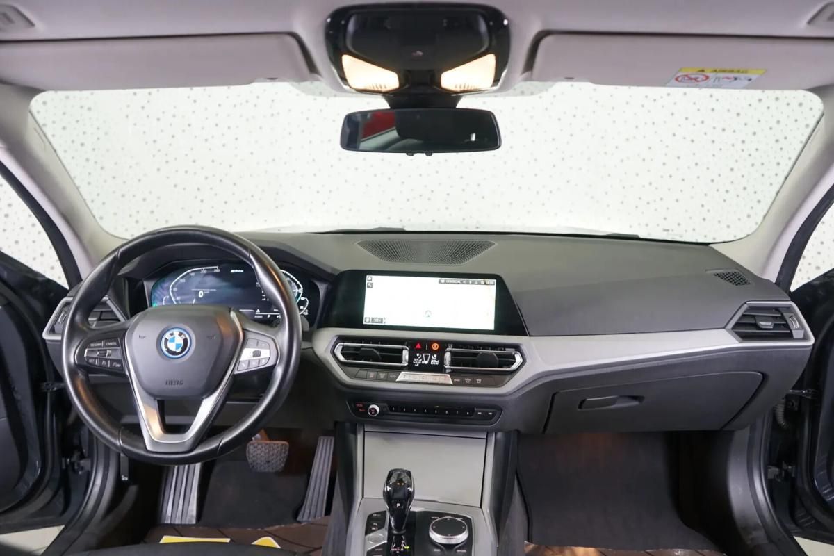 bmw-serie-3-330e-2020-hibrido-a-gasolina-1998cc