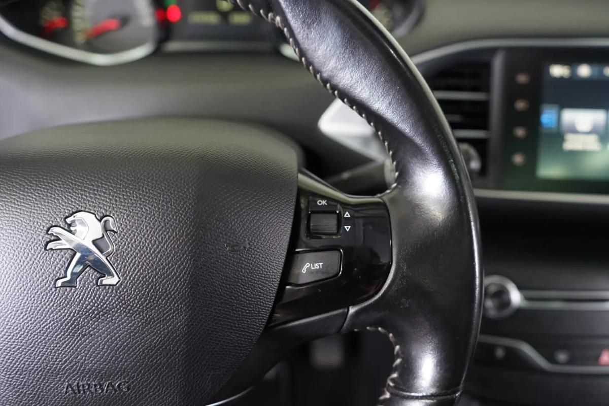peugeot-308-sw-2015-diesel-1560cc