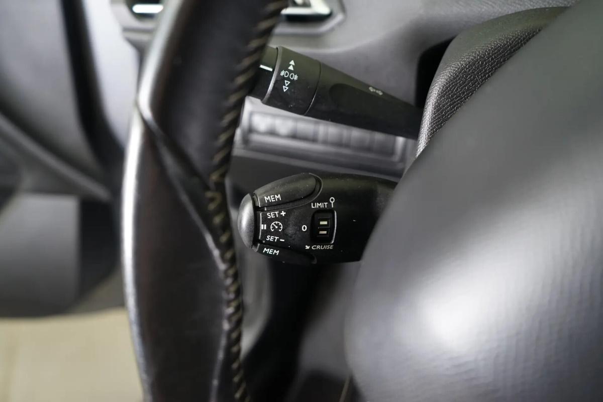 peugeot-308-sw-2015-diesel-1560cc