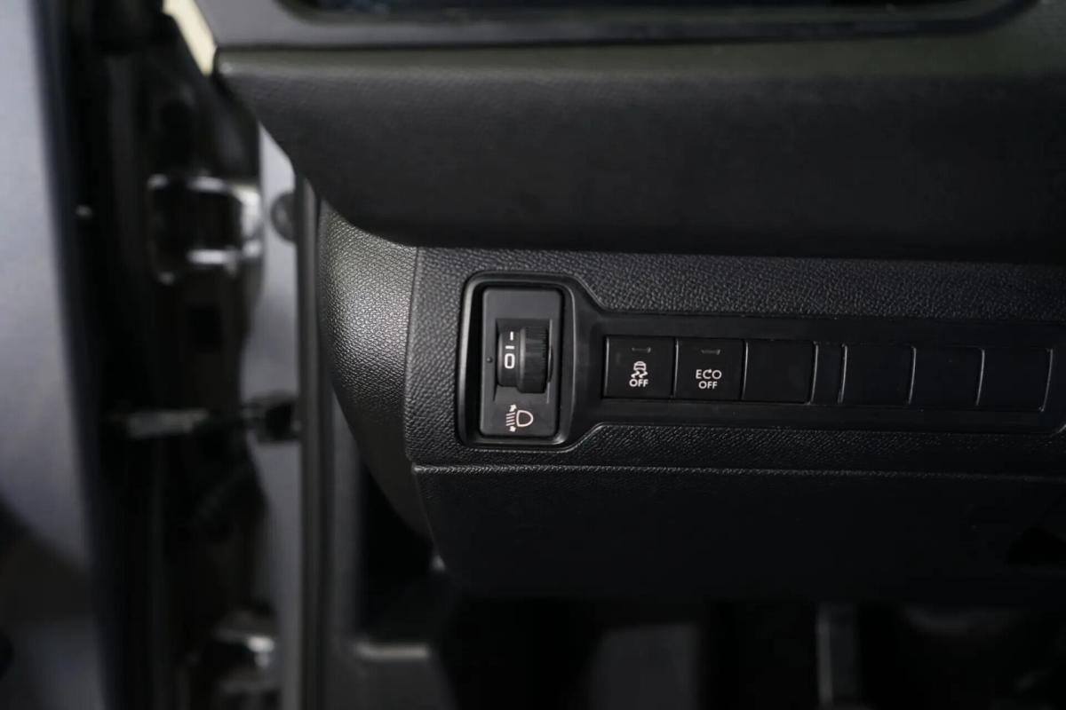peugeot-308-sw-2015-diesel-1560cc
