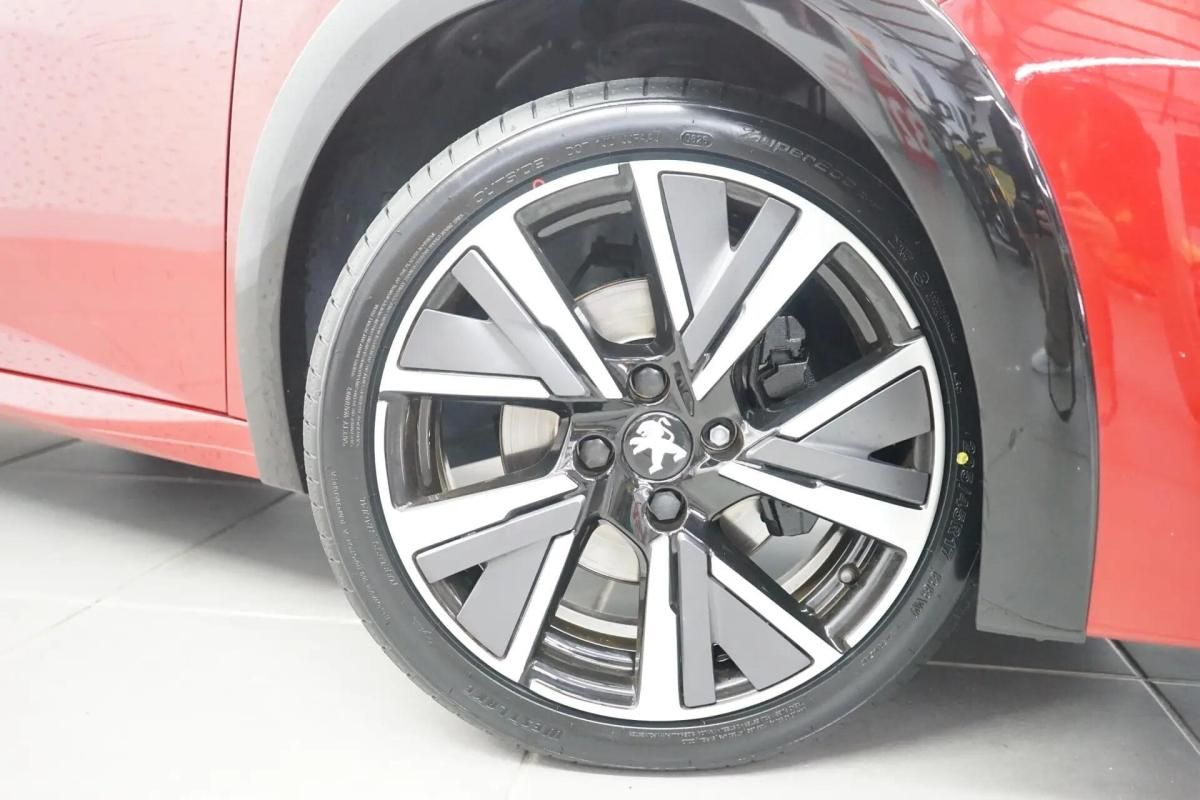 peugeot-208-2020-gasolina-1199cc