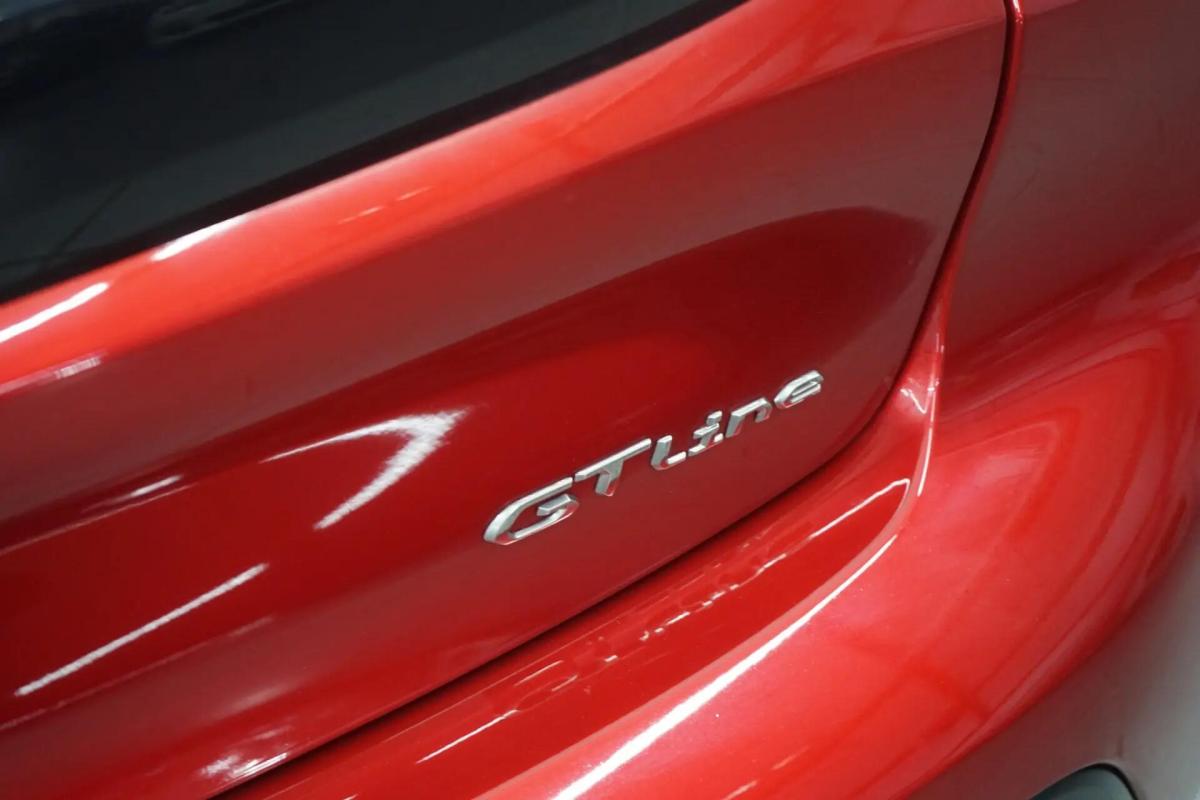 peugeot-208-2020-gasolina-1199cc