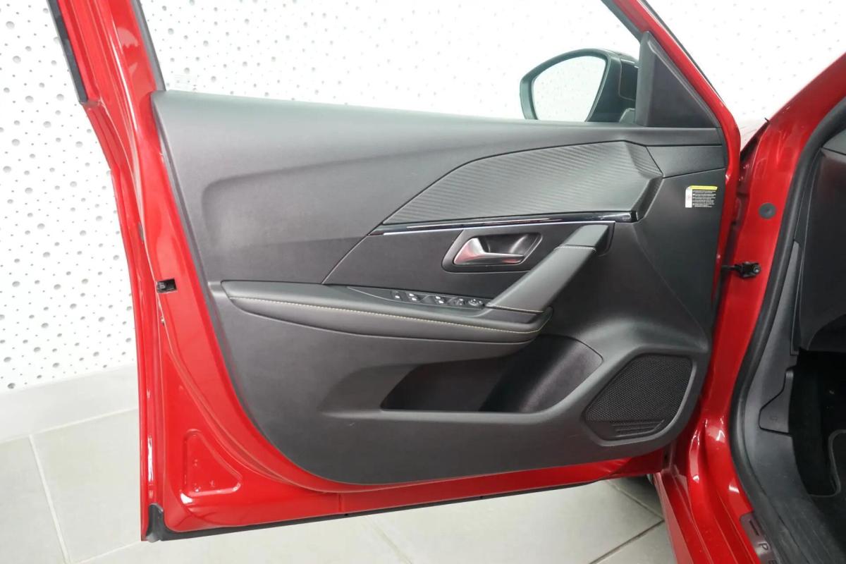 peugeot-208-2020-gasolina-1199cc