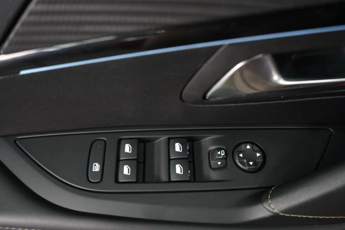 peugeot-208-2020-gasolina-1199cc