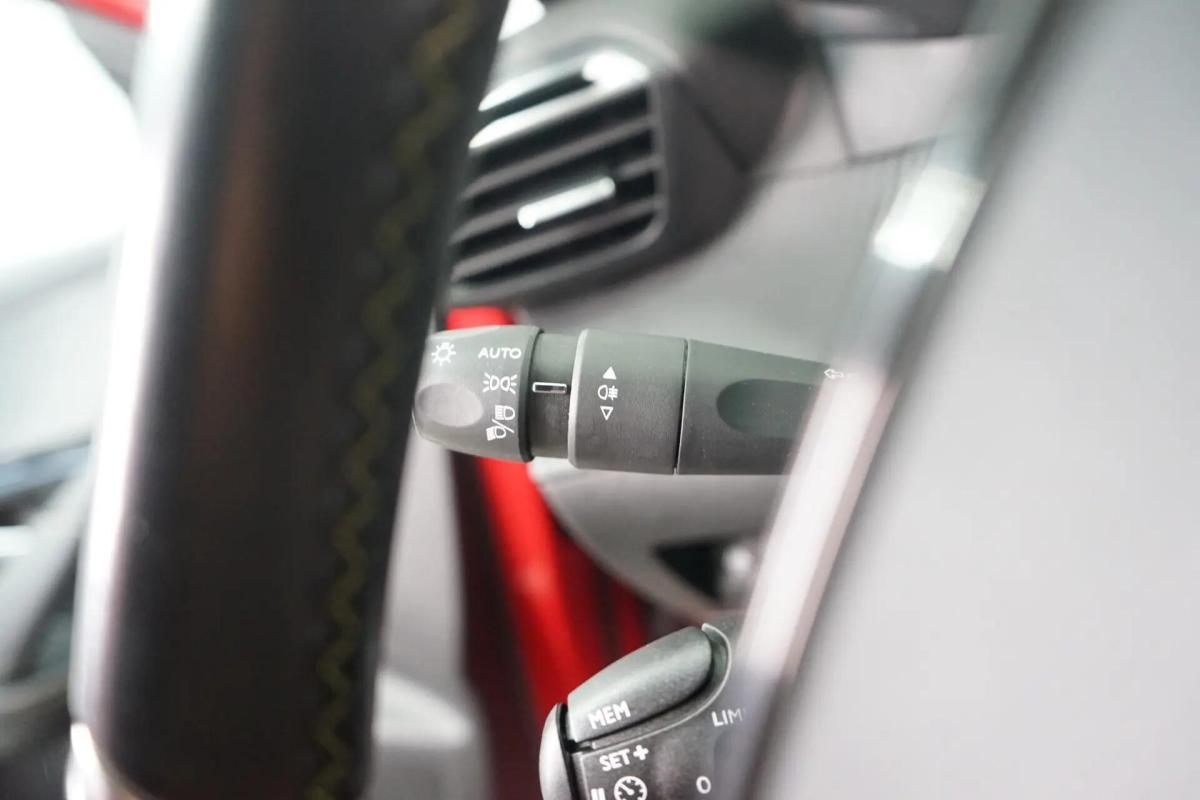 peugeot-208-2020-gasolina-1199cc