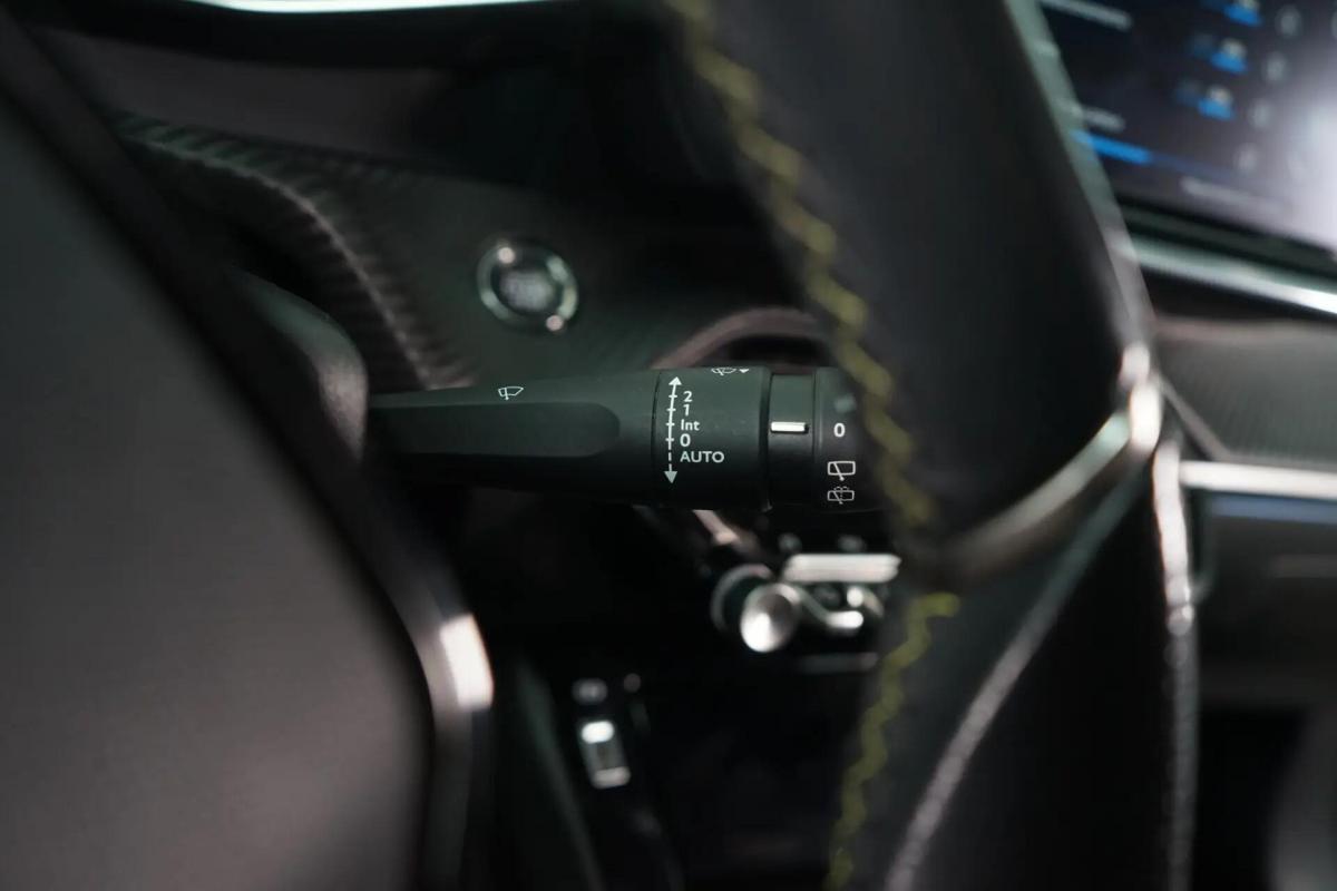 peugeot-208-2020-gasolina-1199cc