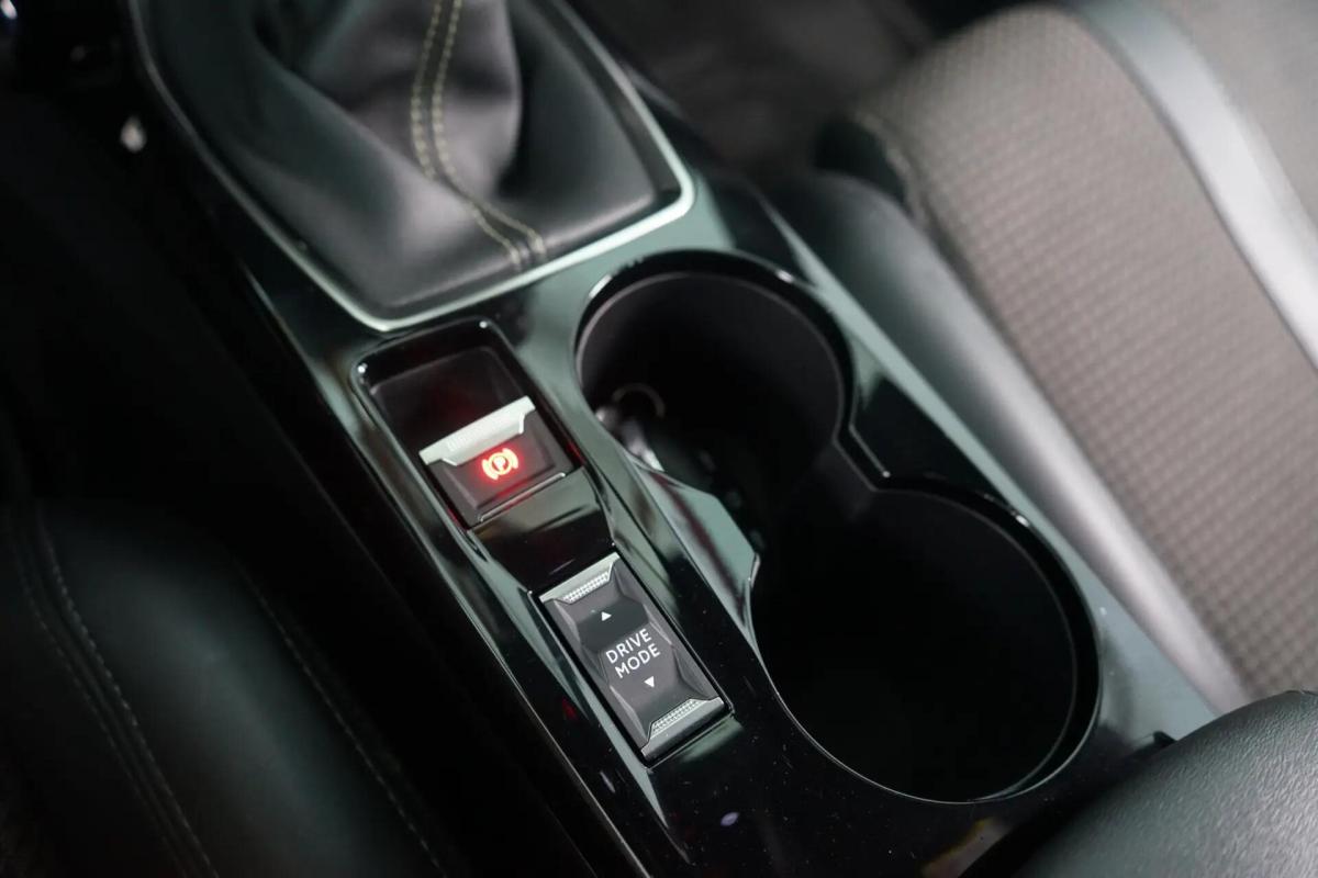 peugeot-208-2020-gasolina-1199cc
