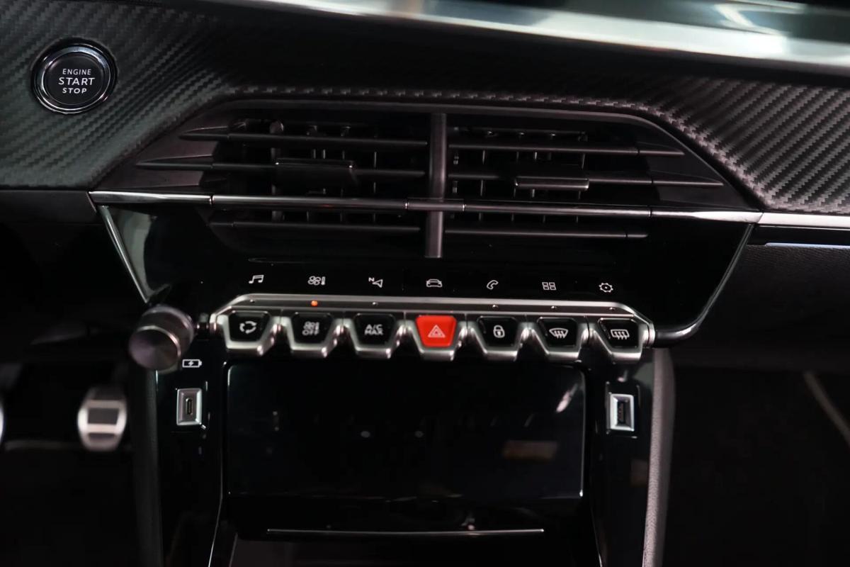 peugeot-208-2020-gasolina-1199cc