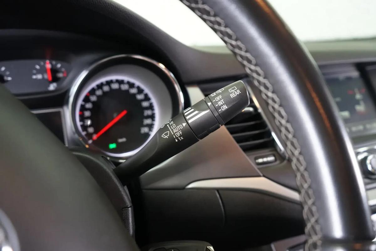 opel-astra-sport-tourer-2019-diesel-1598cc
