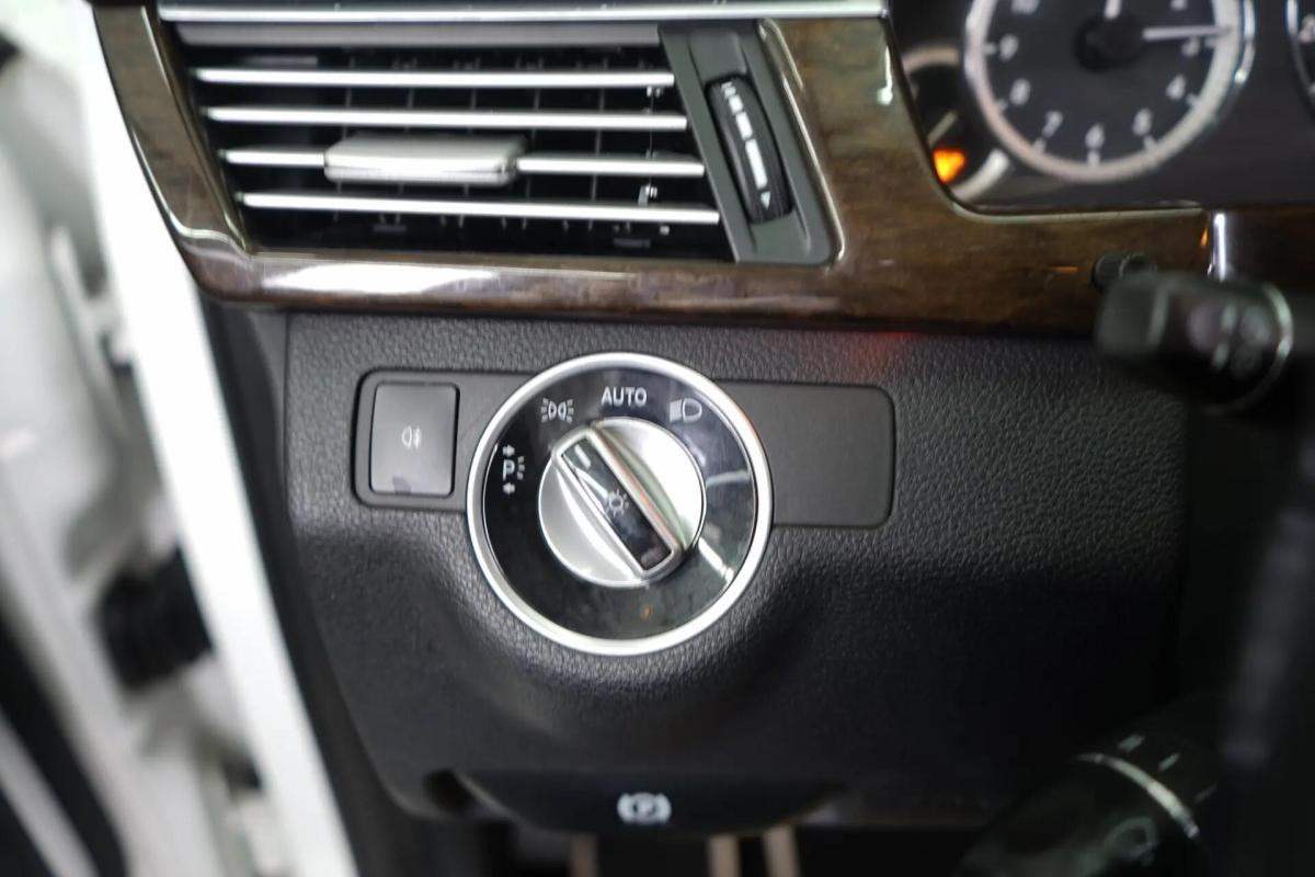 mercedes-benz-classe-e-250-d-lwb-2012-diesel-2143cc