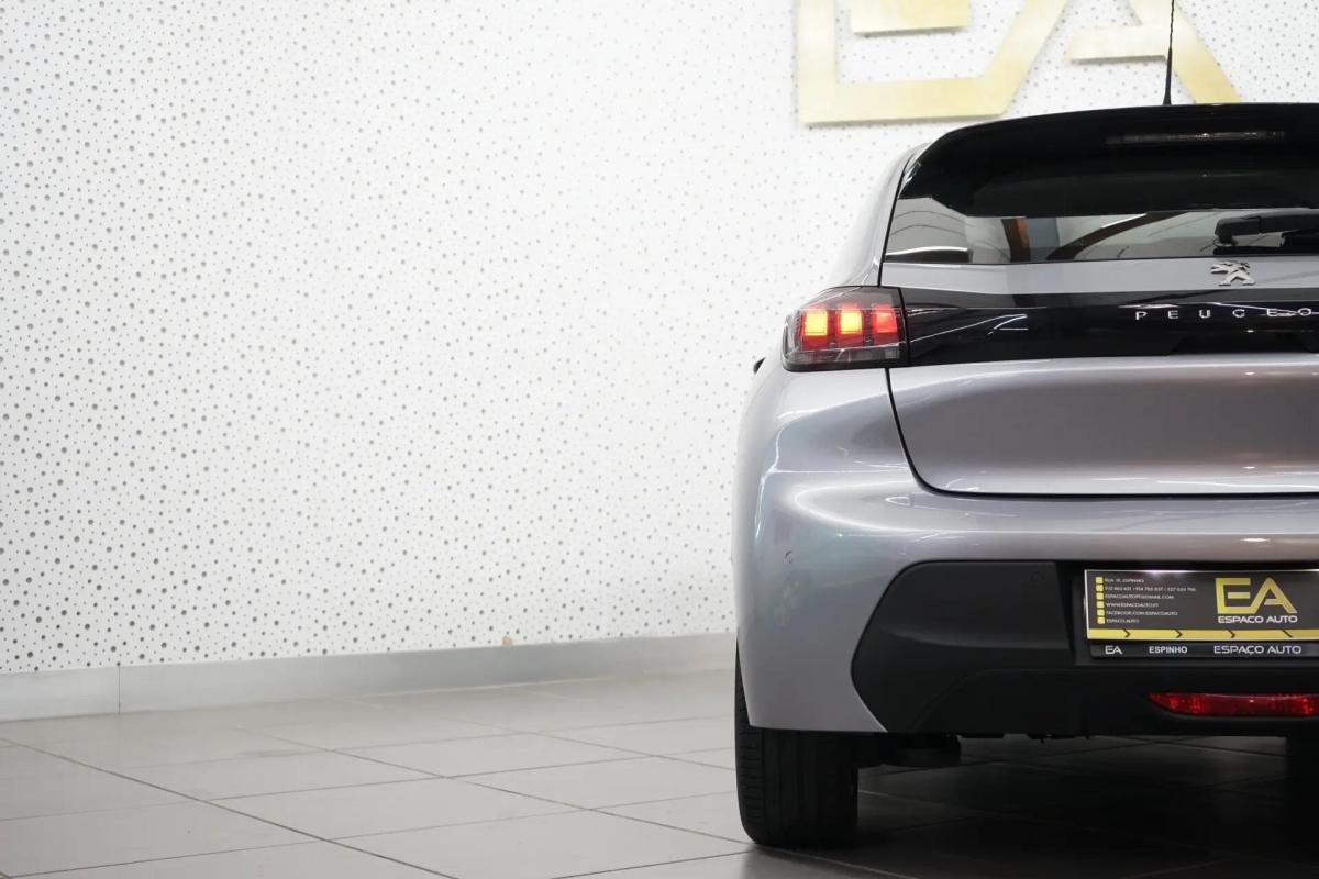 peugeot-208-2021-gasolina-1199cc
