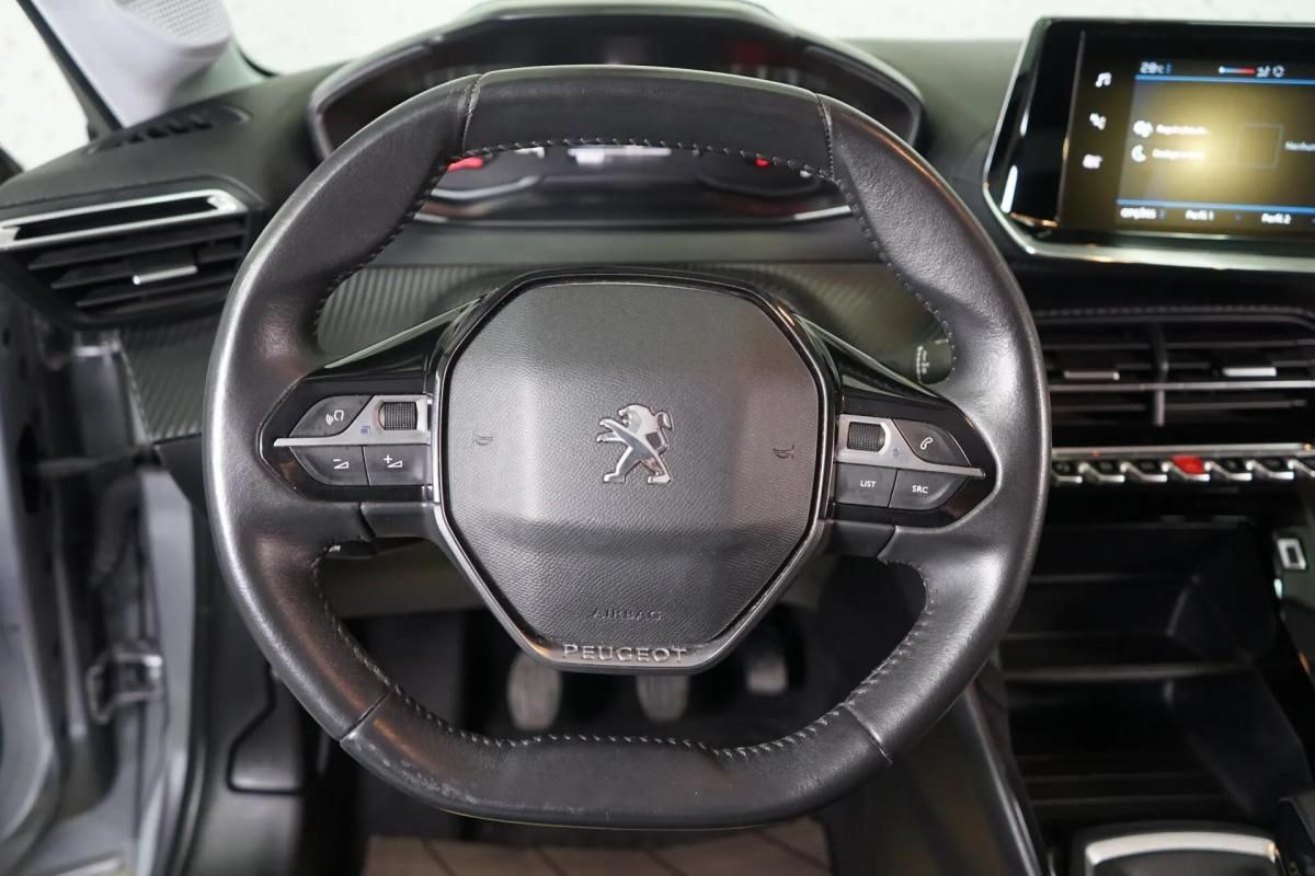 peugeot-208-2021-gasolina-1199cc