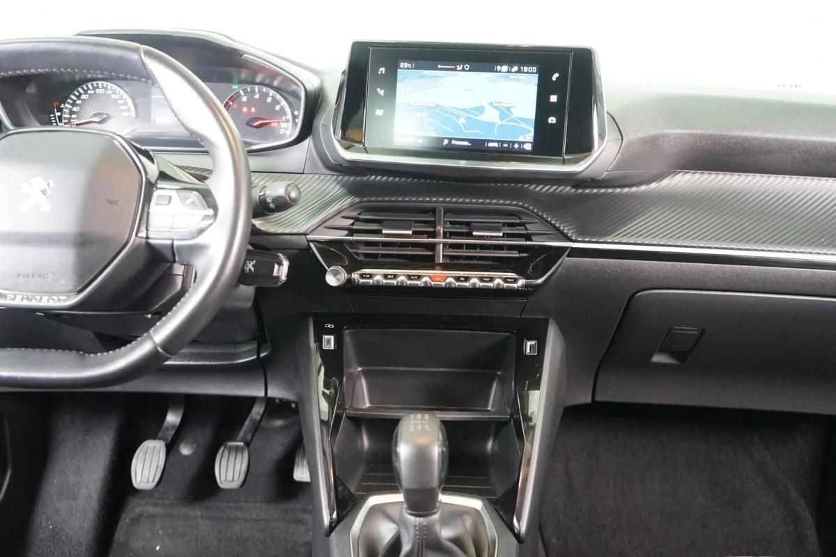 peugeot-208-2021-gasolina-1199cc
