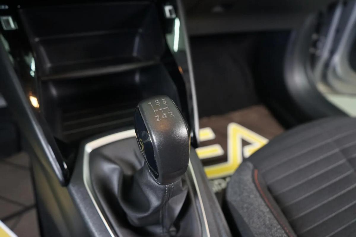 peugeot-208-2021-gasolina-1199cc