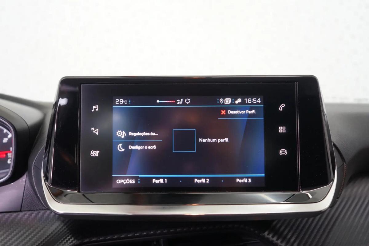 peugeot-208-2021-gasolina-1199cc