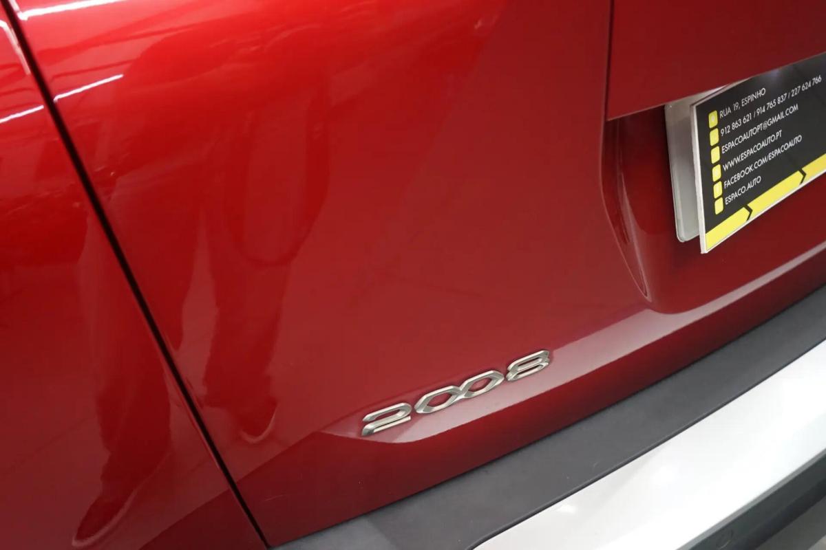 peugeot-2008-2021-gasolina-1199cc
