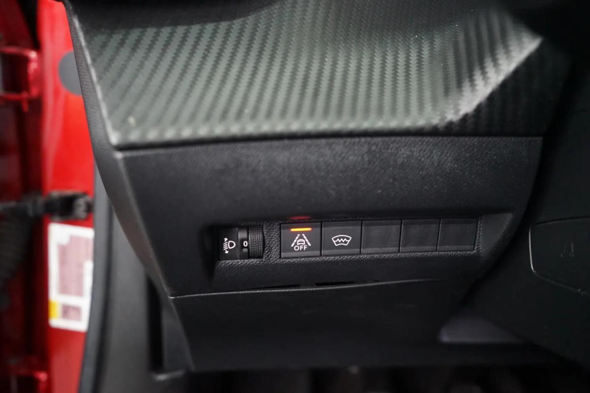peugeot-2008-2021-gasolina-1199cc