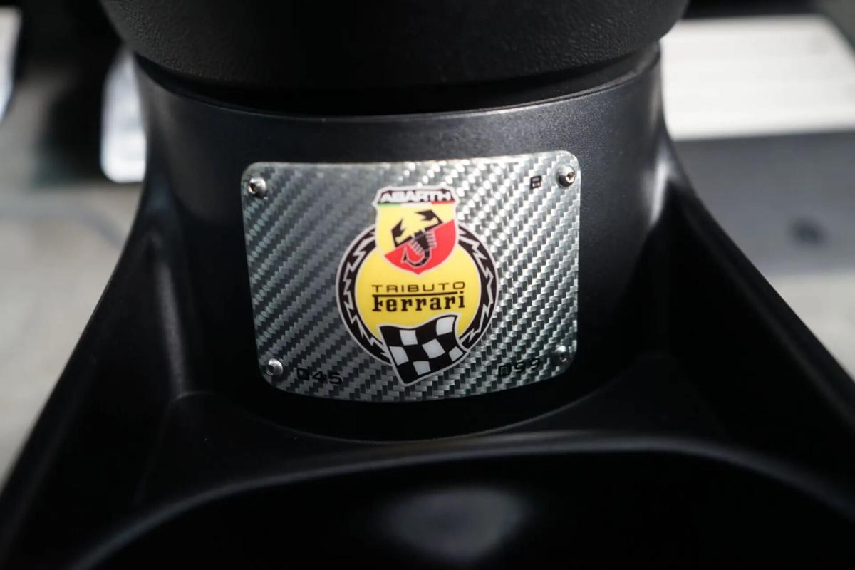 abarth-695-2011-gasolina-1400cc