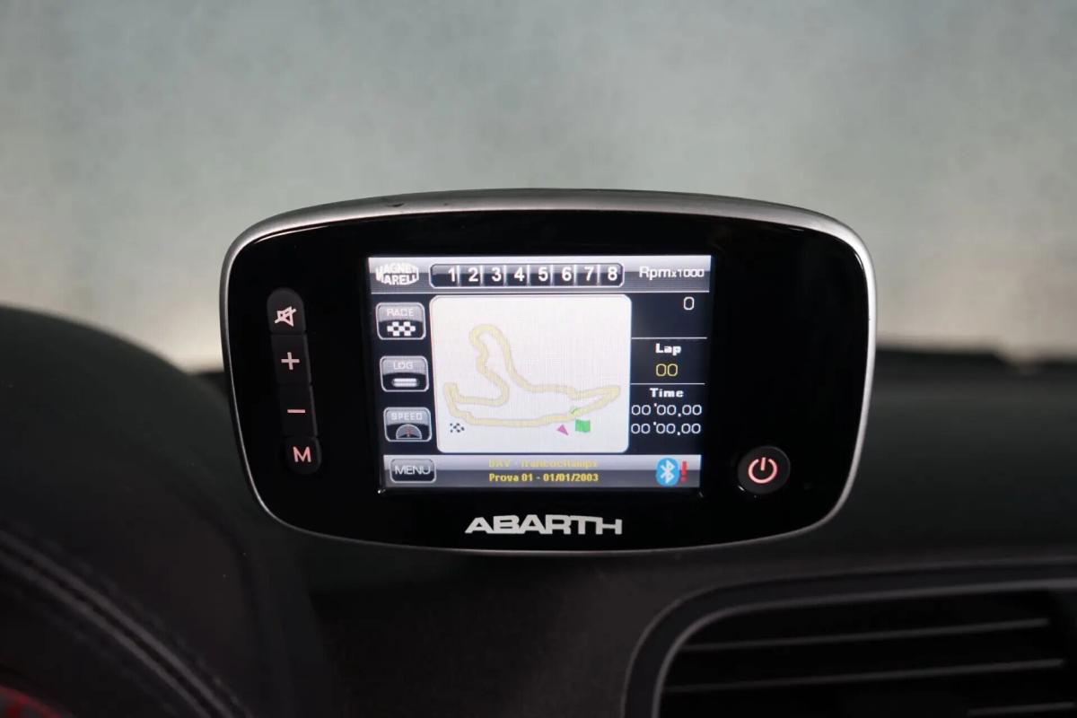 abarth-695-2011-gasolina-1400cc