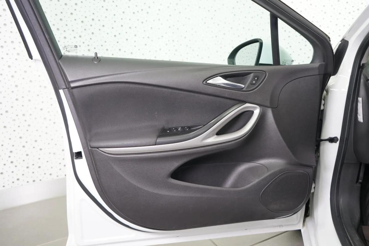 opel-astra-sport-tourer-2019-gasolina-999cc