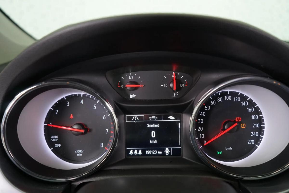 opel-astra-sport-tourer-2019-gasolina-999cc