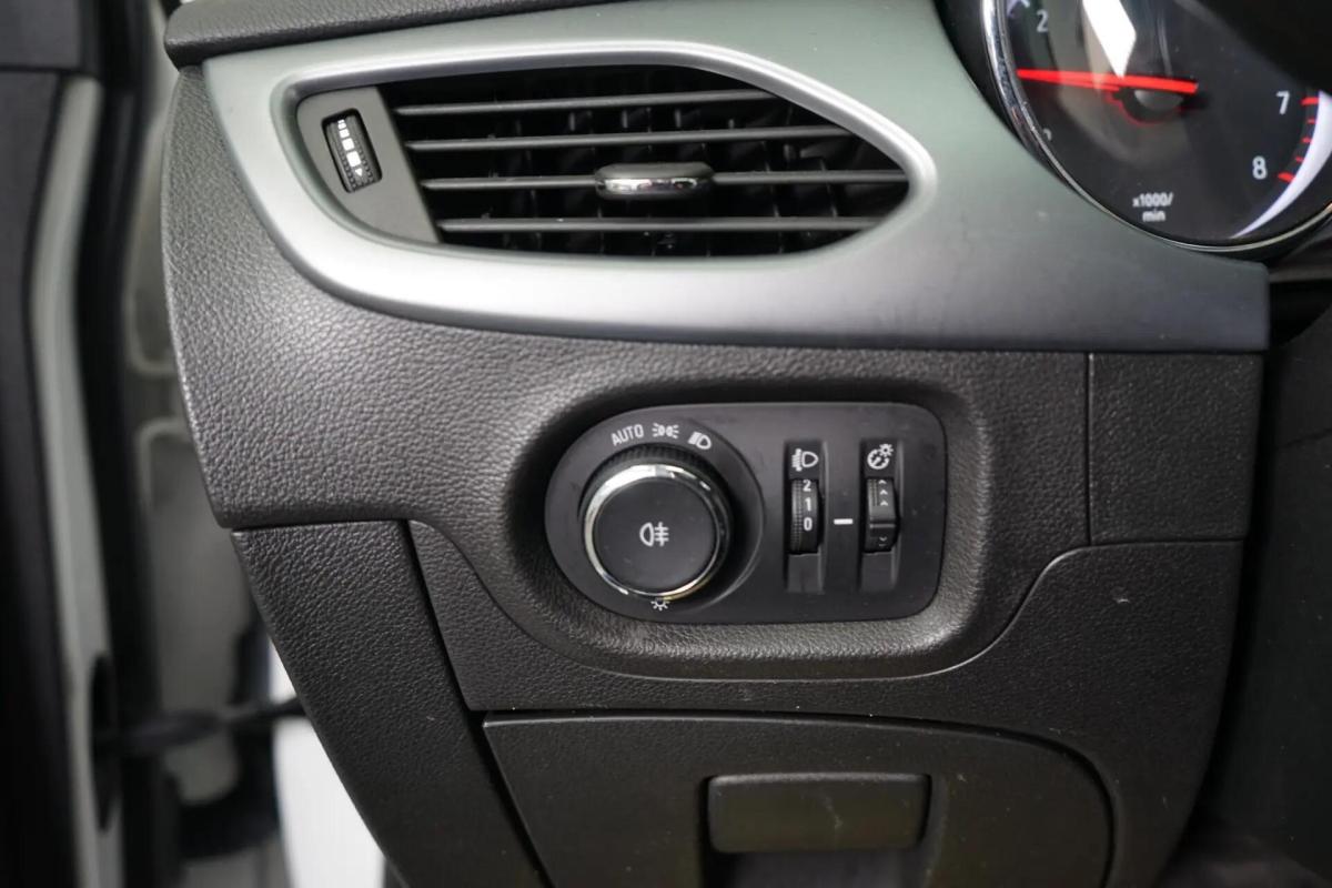 opel-astra-sport-tourer-2019-gasolina-999cc