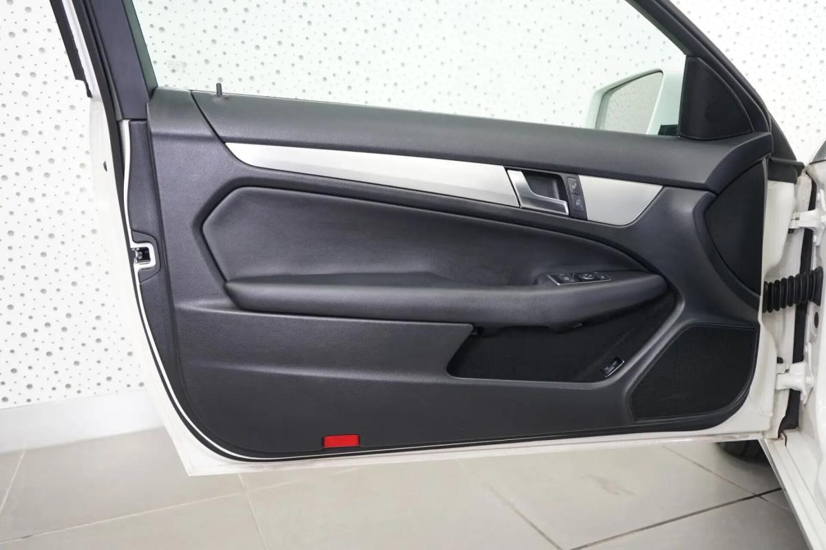 mercedes-benz-classe-c-c-180-blueefficiency-2011-gasolina-1796cc
