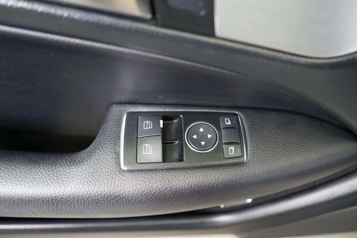 mercedes-benz-classe-c-c-180-blueefficiency-2011-gasolina-1796cc