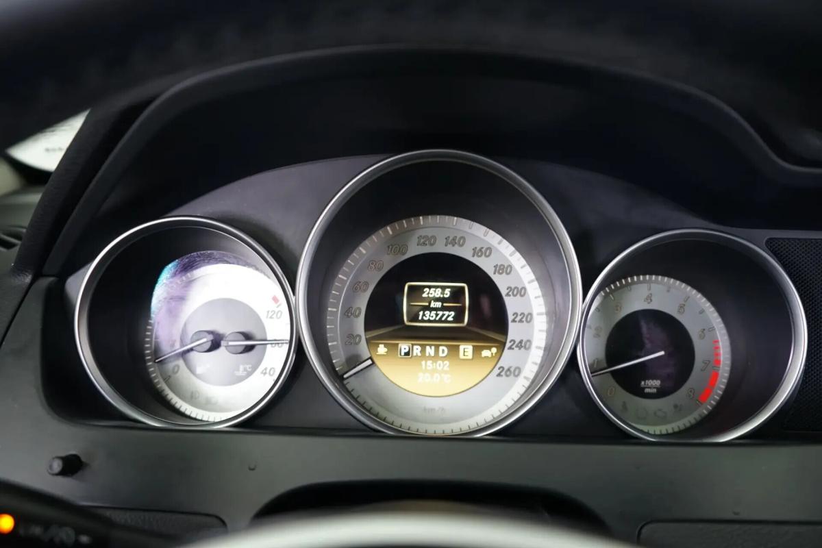 mercedes-benz-classe-c-c-180-blueefficiency-2011-gasolina-1796cc