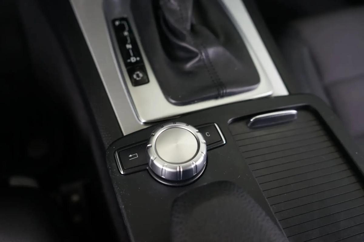 mercedes-benz-classe-c-c-180-blueefficiency-2011-gasolina-1796cc
