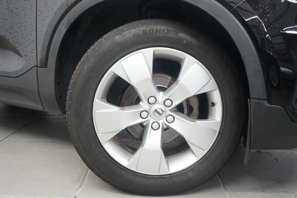 volvo-xc40-2019-diesel-1969cc