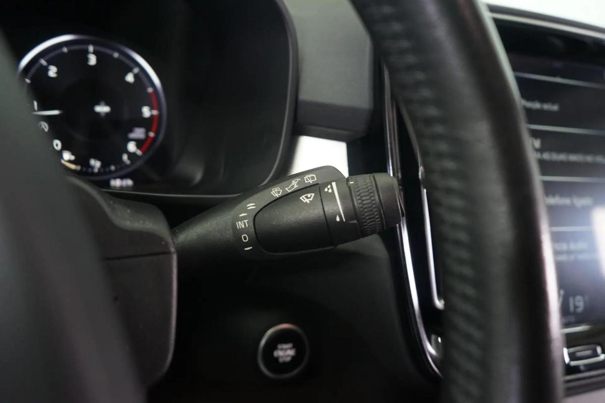 volvo-xc40-2019-diesel-1969cc