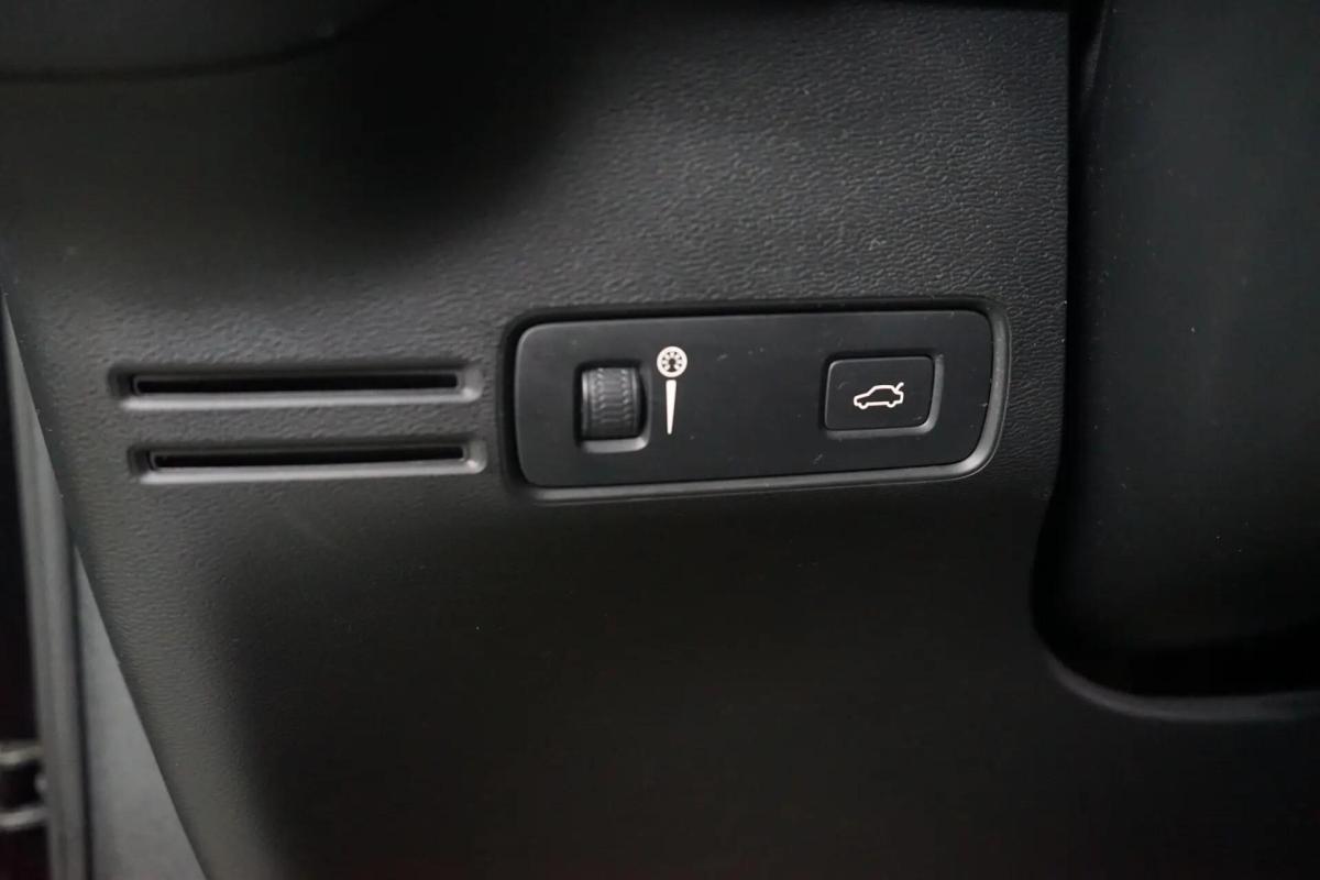 volvo-xc40-2019-diesel-1969cc