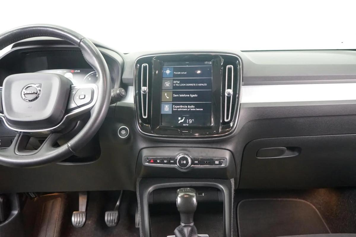 volvo-xc40-2019-diesel-1969cc