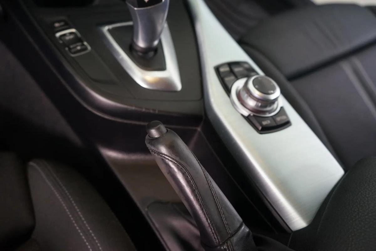 bmw-serie-1-116-d-2016-diesel-1496cc