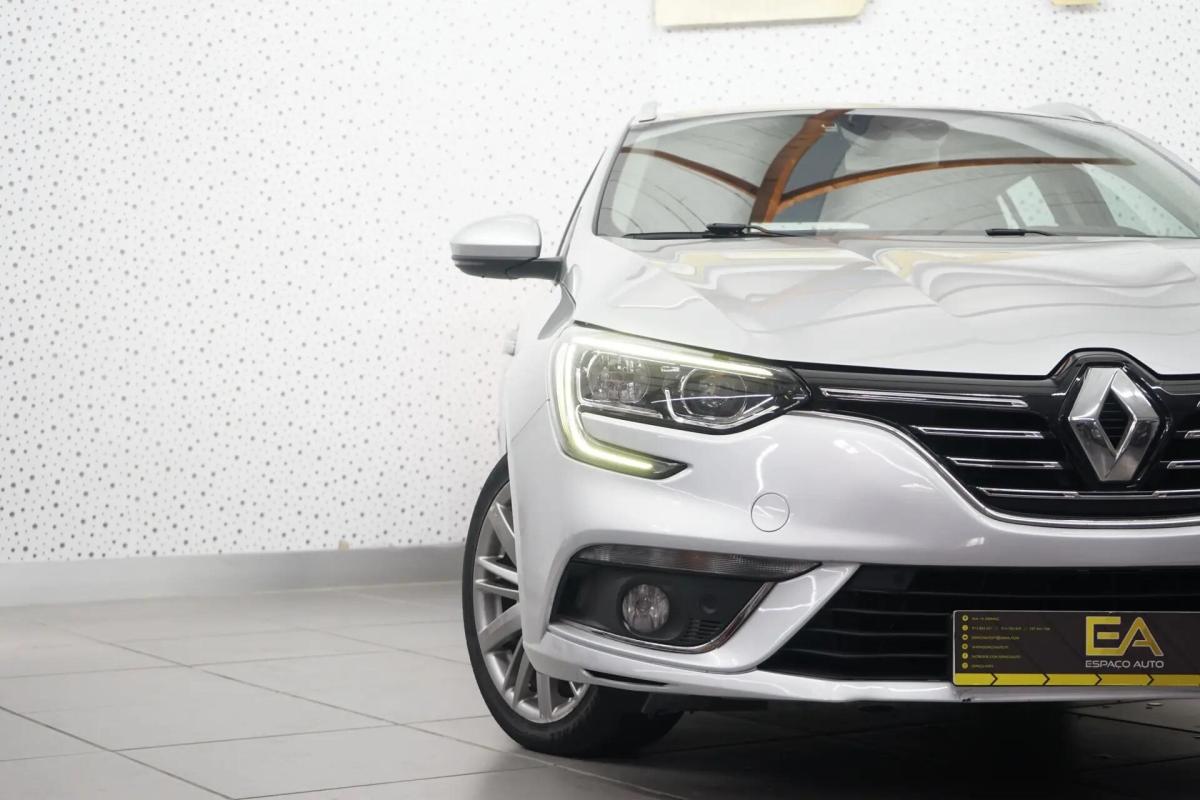 renault-megane-sport-tourer-2020-diesel-1461cc