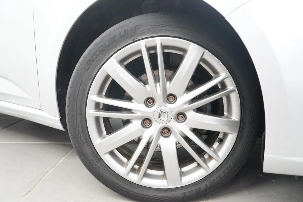 renault-megane-sport-tourer-2020-diesel-1461cc