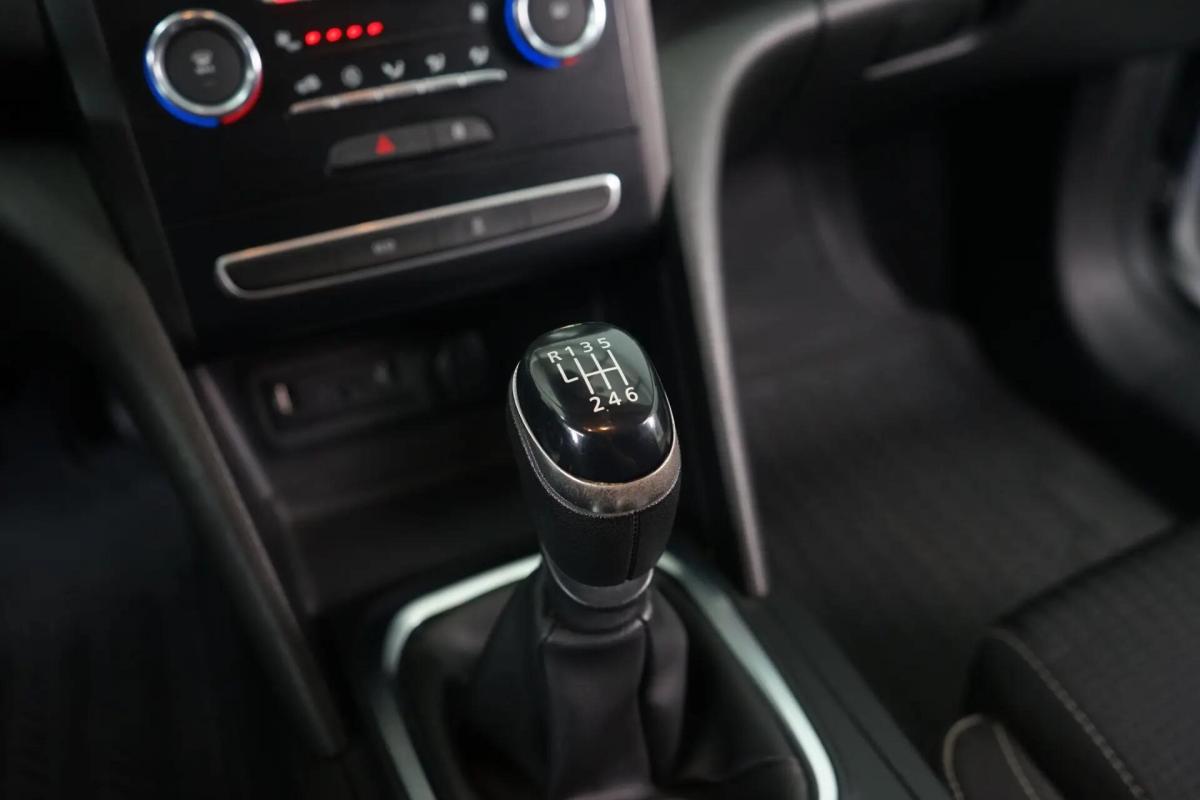 renault-megane-sport-tourer-2020-diesel-1461cc