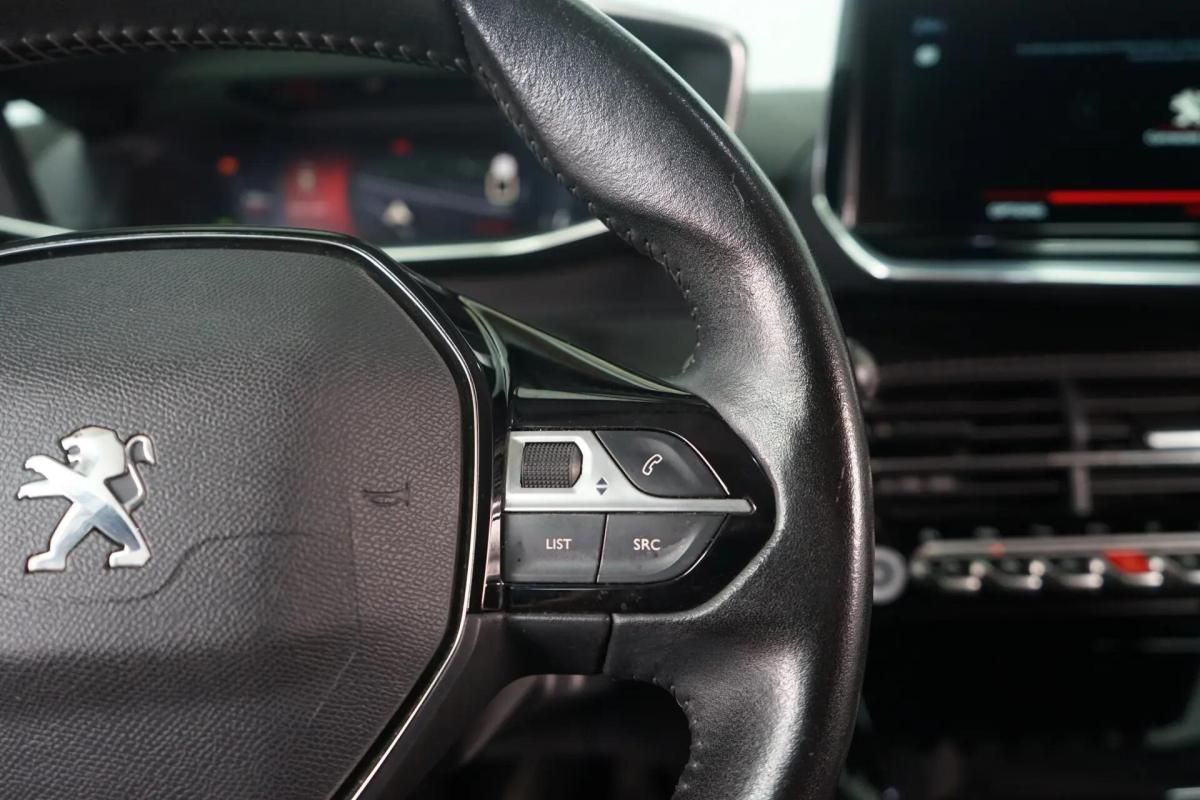peugeot-2008-2021-gasolina-1199cc