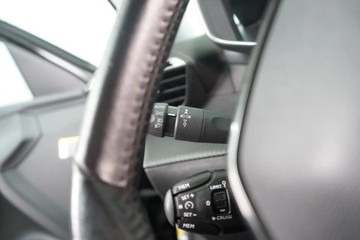 peugeot-2008-2021-gasolina-1199cc