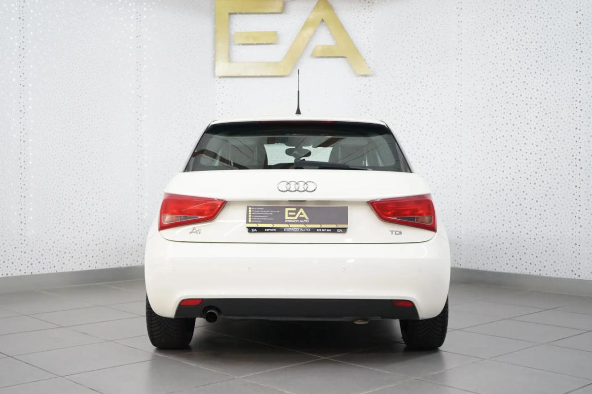 audi-a1-2010-diesel-1598cc