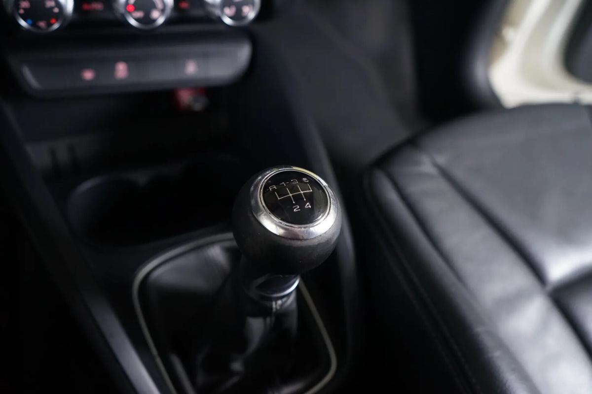 audi-a1-2010-diesel-1598cc